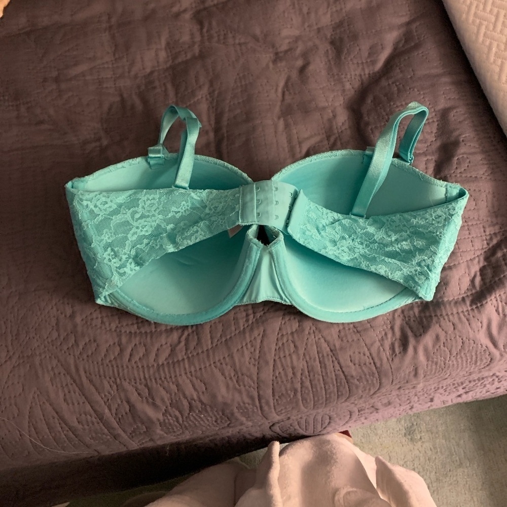 Victoria's Secret Lace Multi wear Bra in Aqua NWOT - Picture 2 of 9